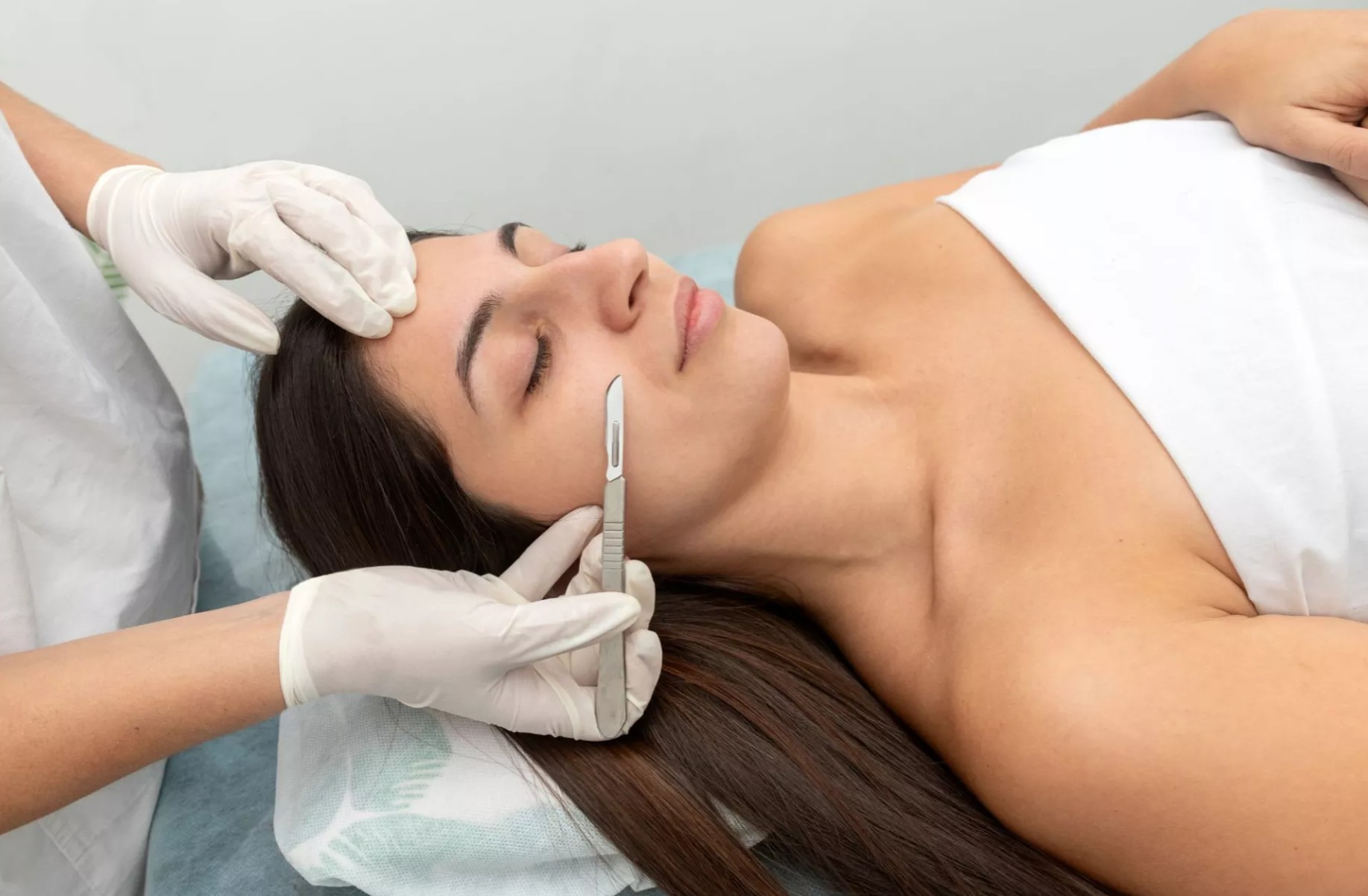 Dermaplaning